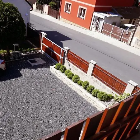Patera Apartman Unhošť